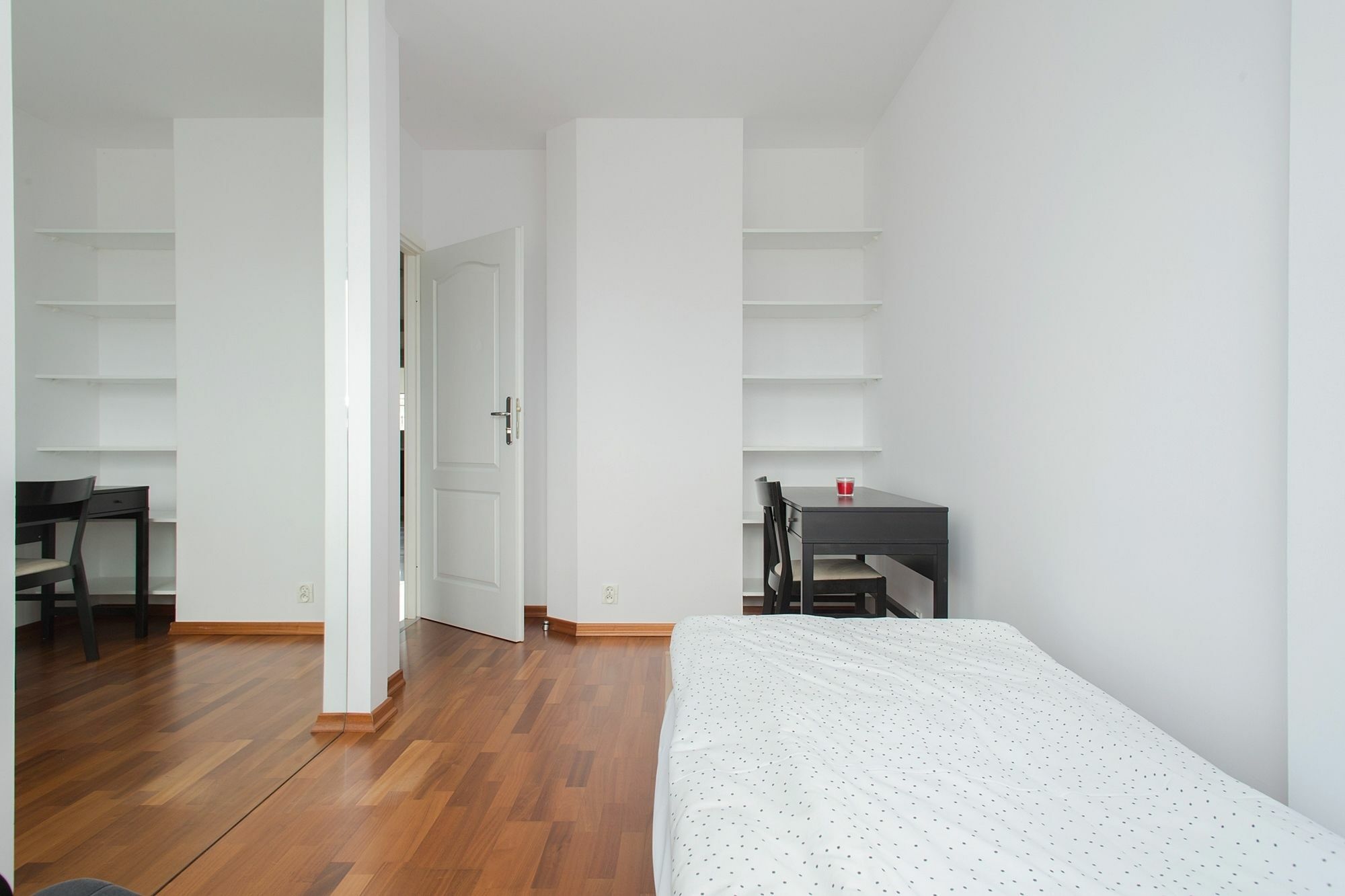 Shortstaypoland Wolnosc Varsavia Esterno foto